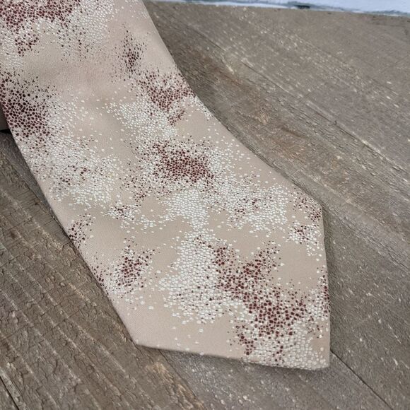 Vintage men's necktie 1970s Pierre Cavet Paris wide - Picture 4 of 7